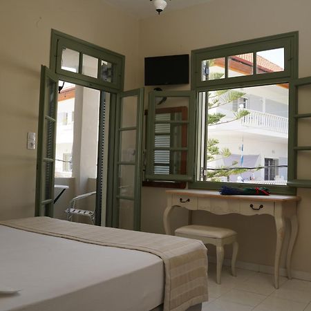 Kores Aegina Agia Marina  ภายนอก รูปภาพ